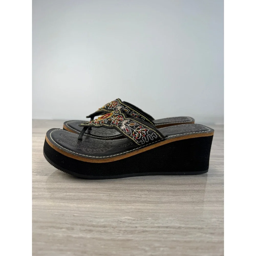 Skechers Somethin Else Vintage Y2K Boho Embroidered Leather Wedge Sandals 8.5